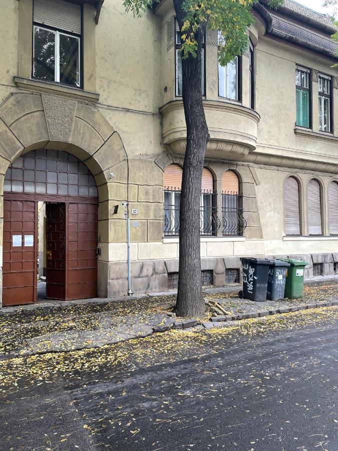 Sun City Lägenhet Szeged Exteriör bild