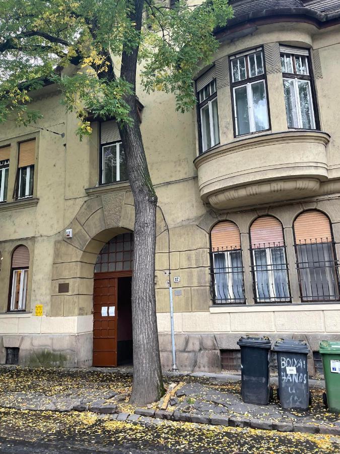 Sun City Lägenhet Szeged Exteriör bild
