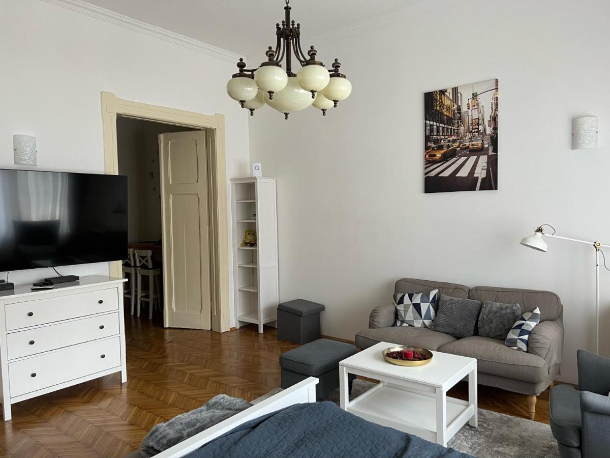 Sun City Lägenhet Szeged Exteriör bild